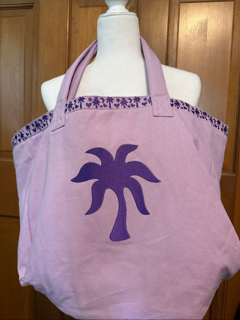 Pink Palm Puff Couture Carryall in Twilight NWT🌴💜